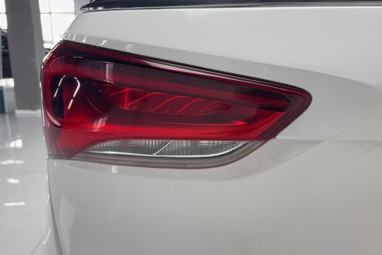 别克GL6 2019款 18T 6座互联尊贵型 国V局部细节9005