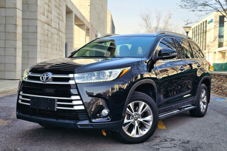 丰田 汉兰达 2018款 2.0T 两驱精英版 5座 国VI车身外观6004