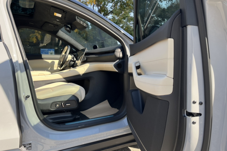 蔚来ES6 2023款 75kWh局部细节41