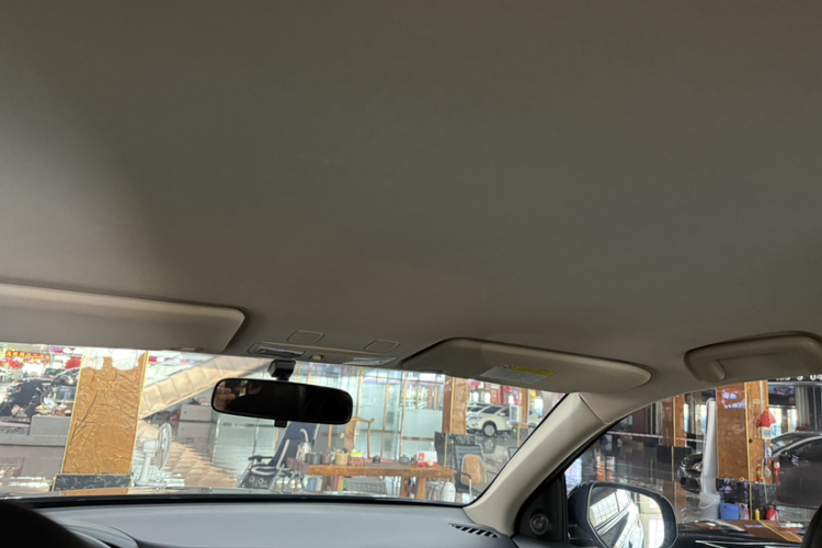 三菱 欧蓝德 2021款 2.0L 两驱畅行版 5座中控内饰7006