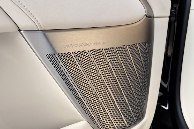 乐道L90 2025款 Ultra 六座版局部细节9002