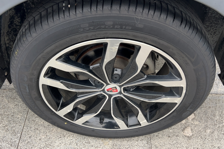 荣威RX5 2016款 20T 两驱自动互联网智享版车身外观6012