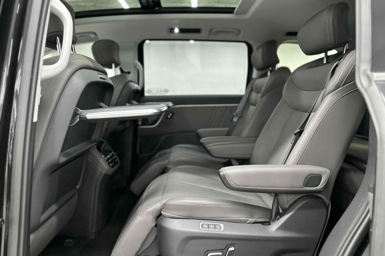 上汽大通MAXUS 大家7 2024款 超混 长续航版 旗舰版中控内饰7006