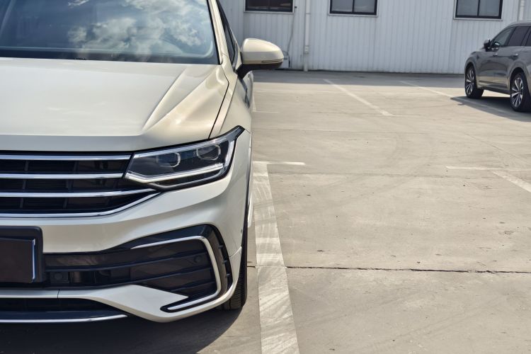 大众 途观L 2022款 330TSI 自动两驱R-Line越享版车身外观6003