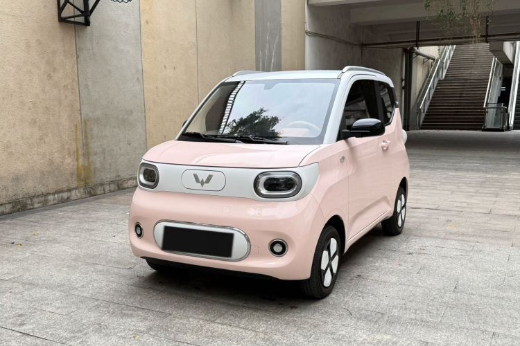 五菱汽车 宏光MINIEV 2024款 第三代 215km 进阶版车身外观1