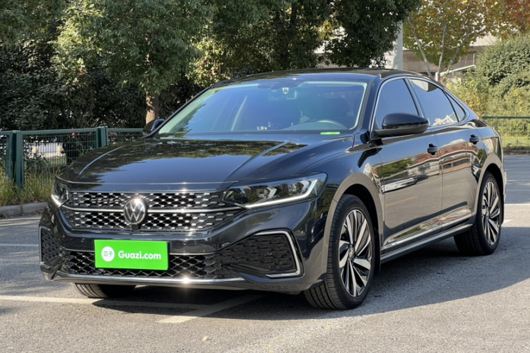 大众 帕萨特 2022款 330TSI 星空精英版车身外观6008