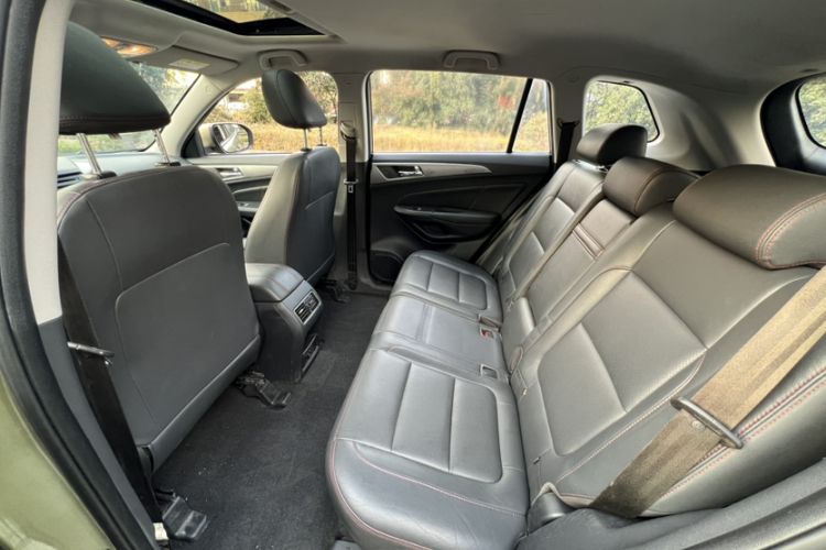 长安CS75 2016款 1.8T 自动精英型 国V中控内饰7002