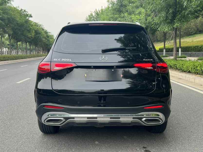 奔驰GLC 2025款 改款 GLC 300 L 4MATIC 动感型 5座(3)