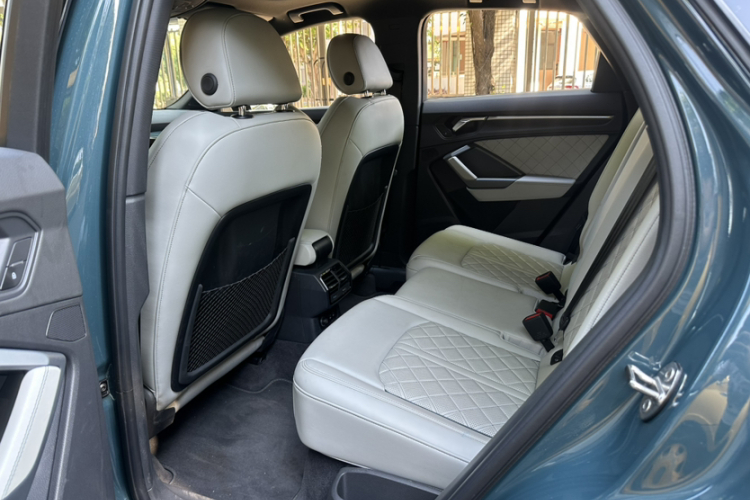 奥迪Q3 Sportback 2024款 45 TFSI quattro 上市特别版中控内饰7004