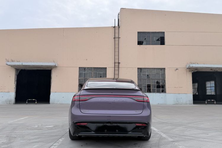 鸿蒙智行 智界R7 2024款 纯电 736km UItra车身外观6004