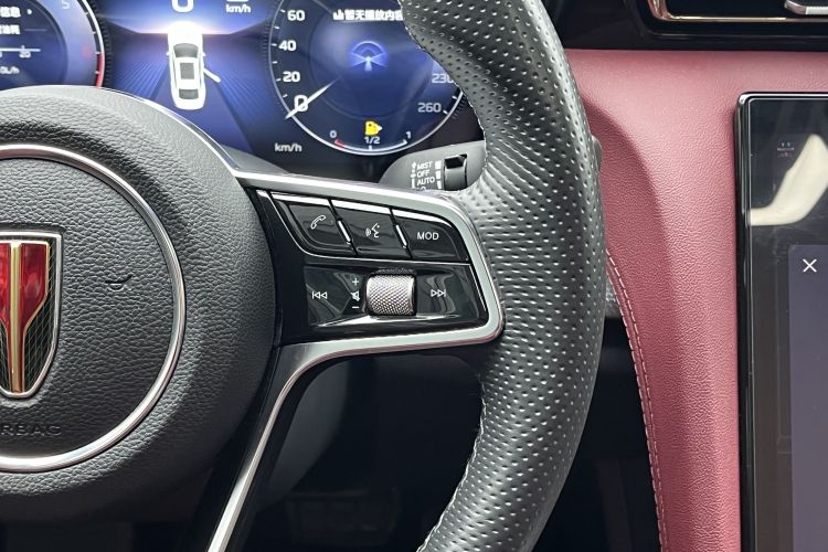 红旗H5 2024款 2.0T 自动智联旗畅版中控内饰7007