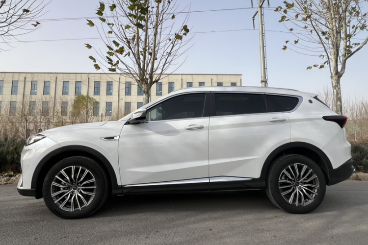 捷途X70 PLUS 2024款 冠军版 1.5T DCT冠军PRO 5座车身外观6009