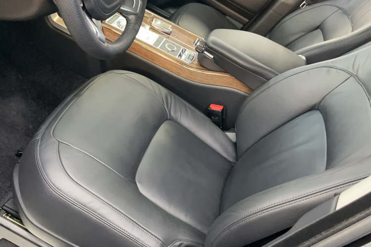 路虎 揽胜 2018款 3.0 SC V6 盛世版中控内饰7006