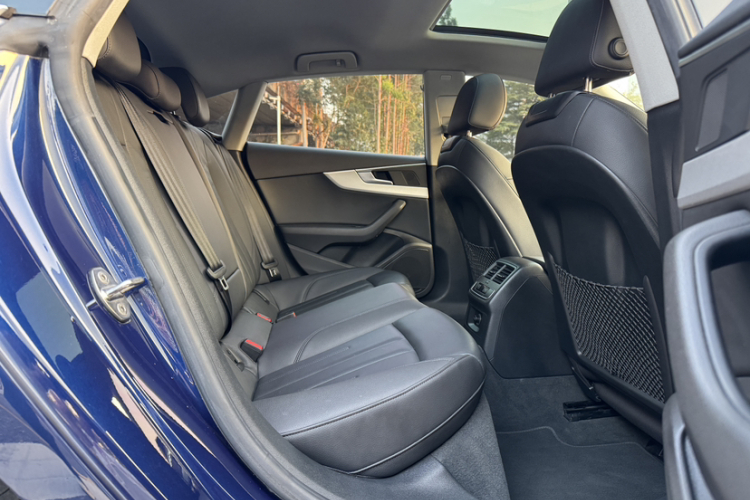 奥迪A5 2017款 Sportback 40 TFSI 时尚型中控内饰7004