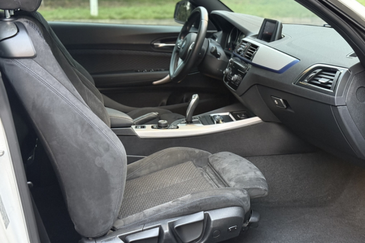 宝马2系(进口) 2018款 225i 敞篷轿跑车 M运动型局部细节41