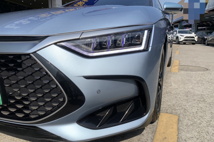 比亚迪 汉 2023款 DM-i 冠军版 121KM 尊贵型局部细节36