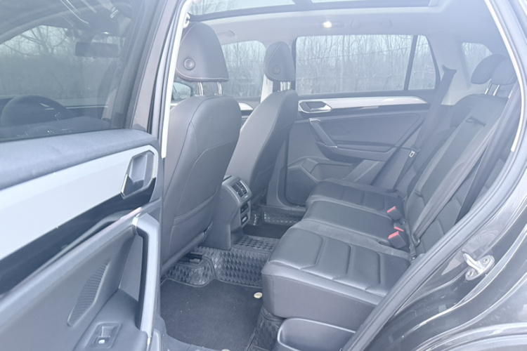 大众 探岳 2019款 330TSI 两驱豪华型 国VI中控内饰7003