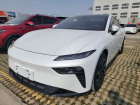 东风奕派 eπ007 2024款 增程 200如奕版