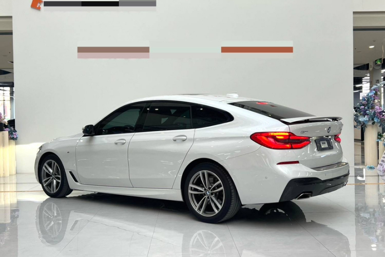 宝马6系GT 2019款 630i M运动套装车身外观6003