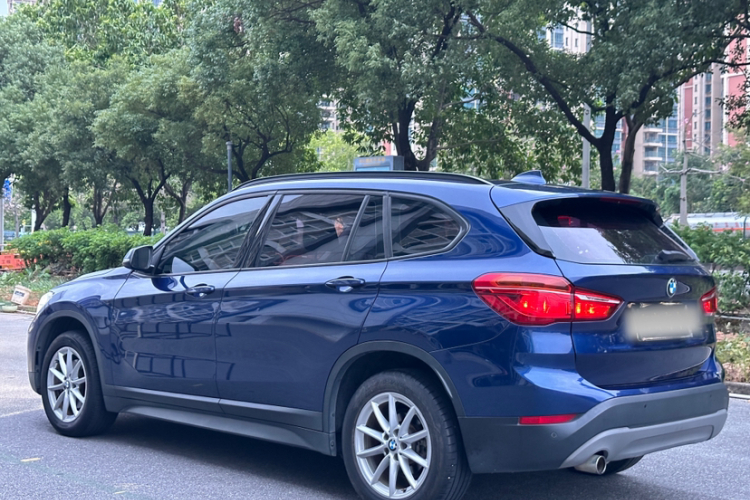 宝马X1 2019款 sDrive18Li 时尚型车身外观6003