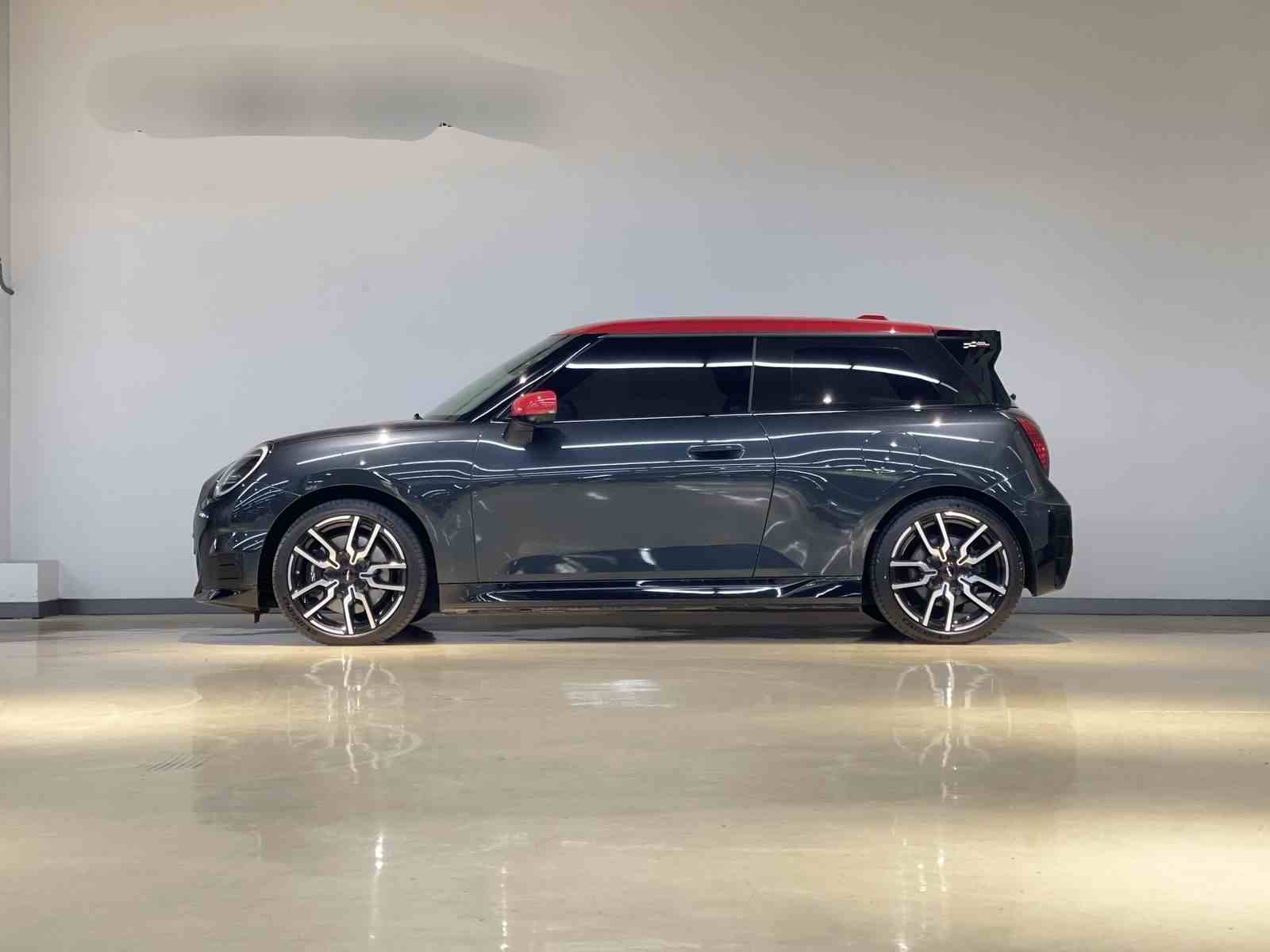 电动MINI COOPER 2024款 452km COOPER SE 赛车手(4)