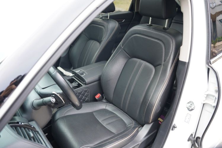 本田 冠道 2020款 370TURBO 两驱豪华版中控内饰7003