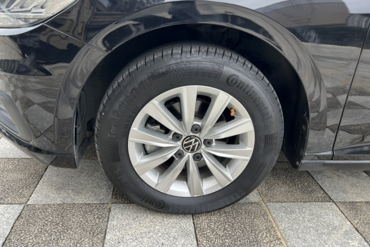 大众 朗逸 2021款 1.5L 自动风尚版车身外观6008