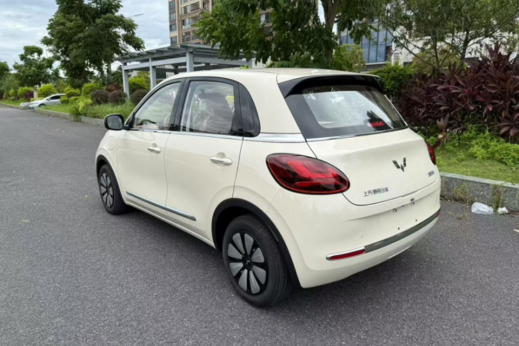 五菱汽车 五菱缤果 2025款 333km 悦享款车身外观6004