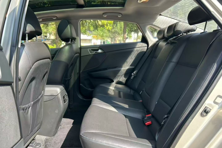 现代 名图 2016款 1.8L 自动智能型GLS中控内饰7003