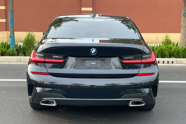 宝马3系 2020款 320Li M运动套装车身外观6001