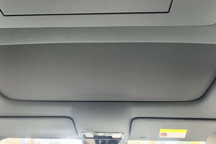 理想汽车 理想L8 2024款 Ultra局部细节22