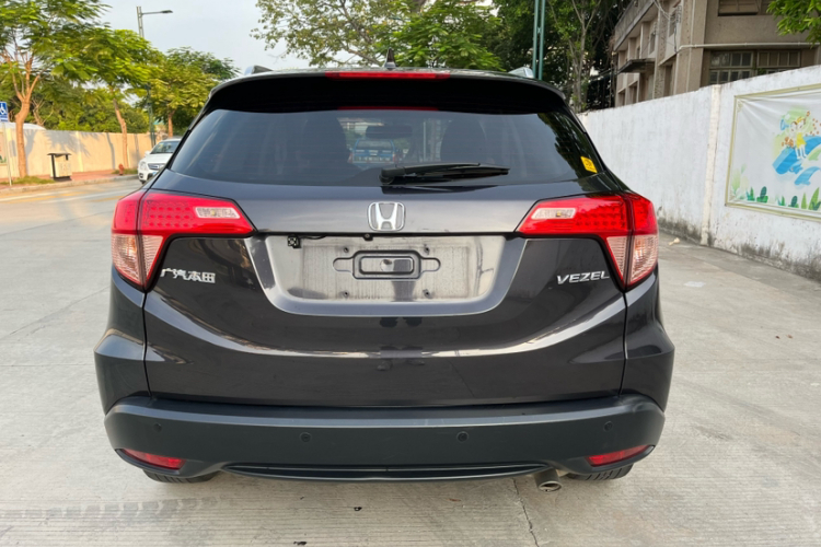 本田 缤智 2017款 1.8L CVT两驱精英型车身外观6006