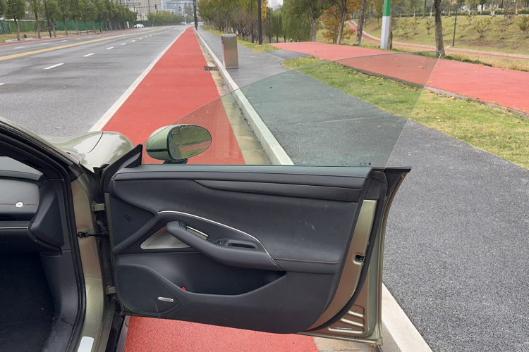 小米汽车 小米SU7 2024款 四驱超长续航高阶智驾Max版中控内饰7011