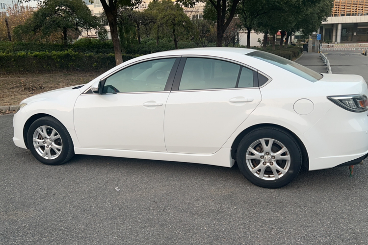 马自达 睿翼 2012款 2.0L 自动精英版车身外观6007