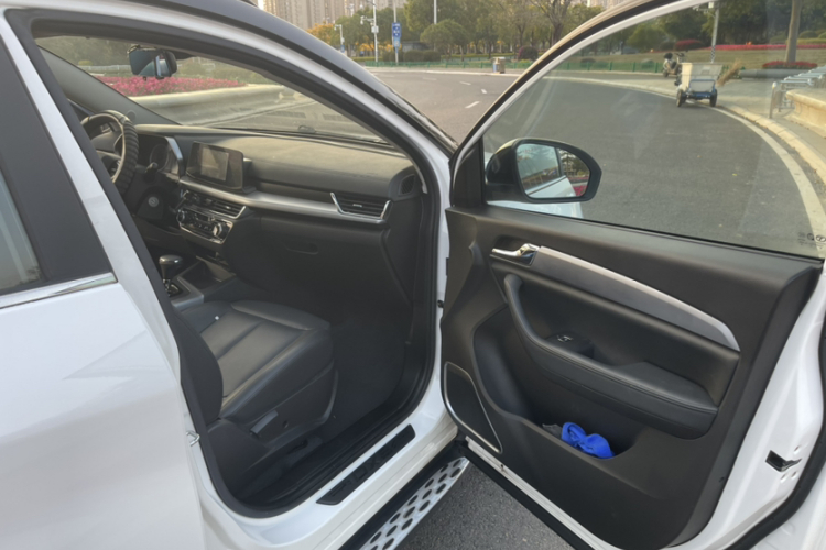 东南DX5 2019款 1.5T CVT豪华型局部细节41