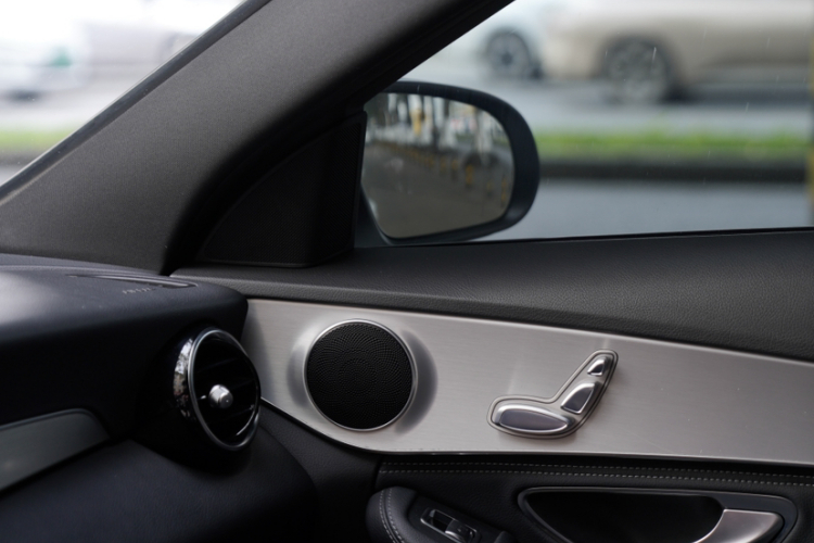 奔驰C级 2017款 改款 C 200 运动版车身外观6015