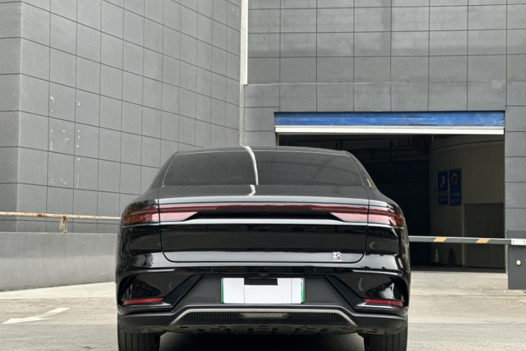 比亚迪 汉 2023款 EV 冠军版 506KM前驱尊贵型车身外观6004