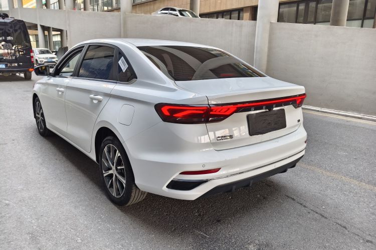 吉利汽车 帝豪 2023款 第4代冠军版 1.5L CVT旗舰型车身外观6004