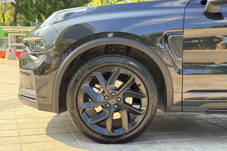 领克01 2021款 2.0TD 四驱暗夜版车身外观6008