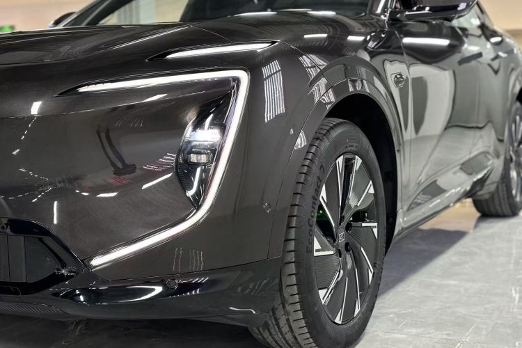 阿维塔07 2024款 Pro+纯电版车身外观6004