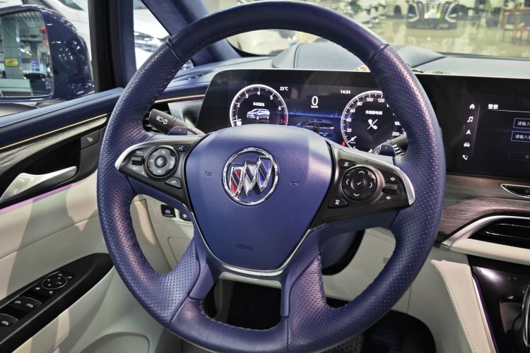 别克GL8 2020款 Avenir艾维亚 四座尊礼版中控内饰7003