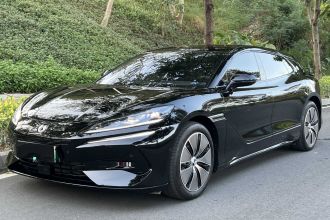 腾势Z9GT 2024款 1100四驱Max版