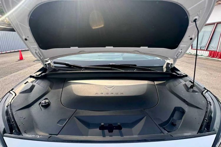 ARCFOX极狐 极狐 阿尔法T5(ARCFOX αT5) 2025款 520 MAX局部细节24