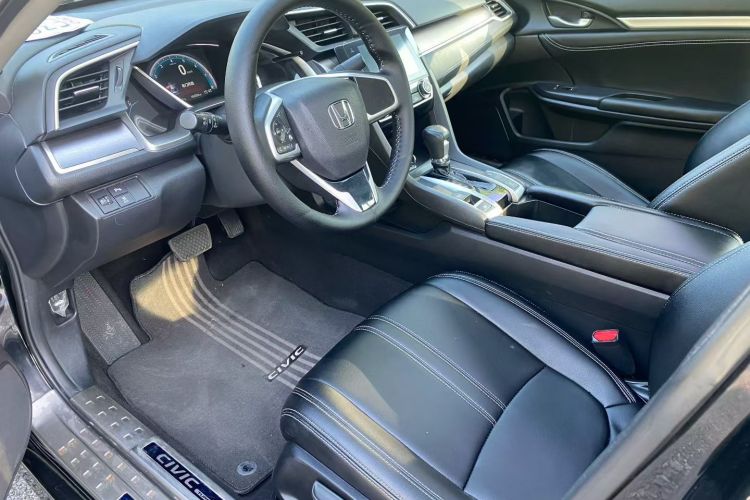 本田 思域 2016款 220TURBO CVT豪华版中控内饰7002