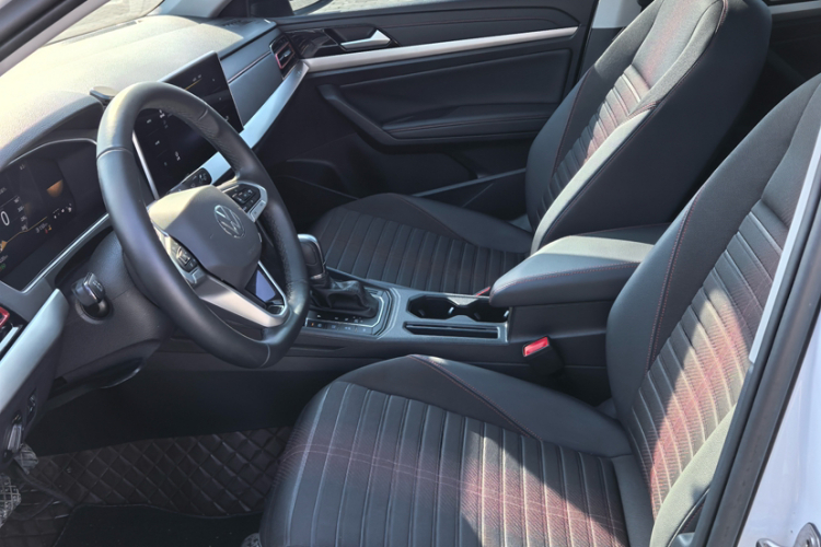 大众 朗逸 2023款 300TSI DSG星空满逸版中控内饰7003