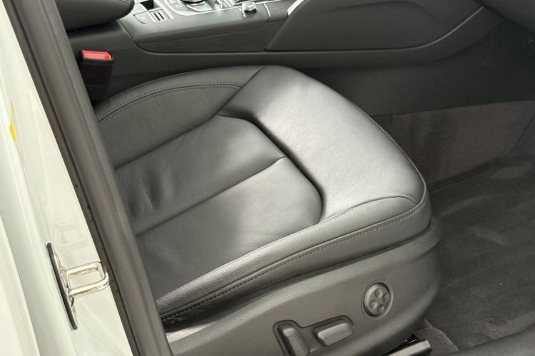 奥迪A3 2019款 Limousine 40 TFSI 风尚型 国V中控内饰7002