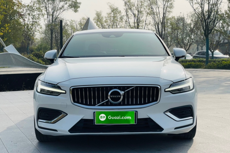 沃尔沃S60 2021款 T4 智远豪华版车身外观6007