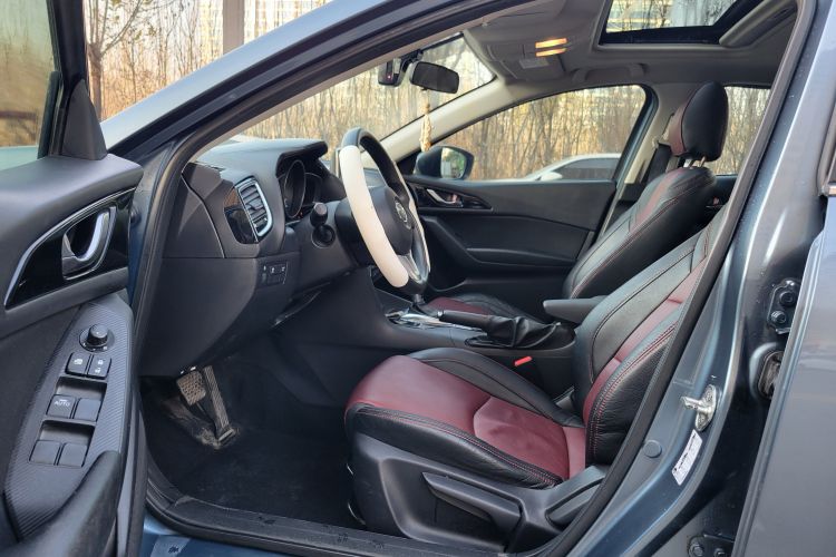 马自达3 昂克赛拉 2014款 三厢 1.5L 自动豪华型中控内饰7005