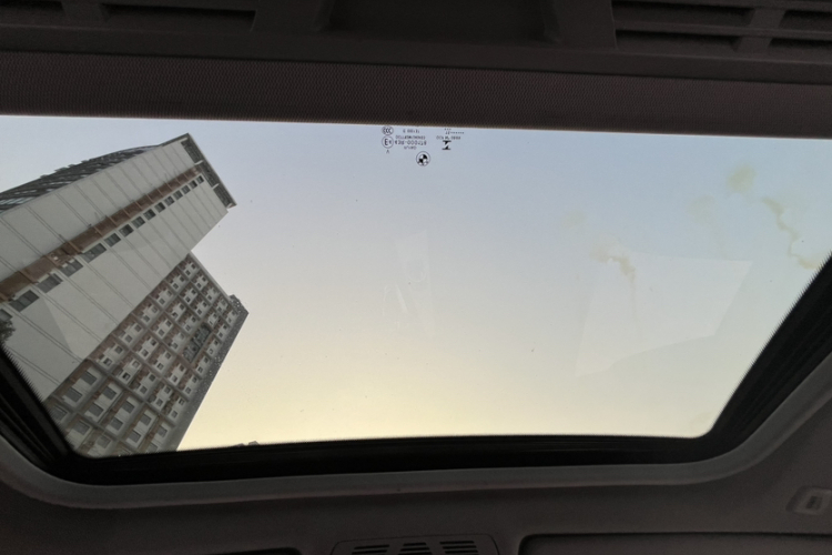 宝马3系 2016款 320Li 时尚型中控内饰7003