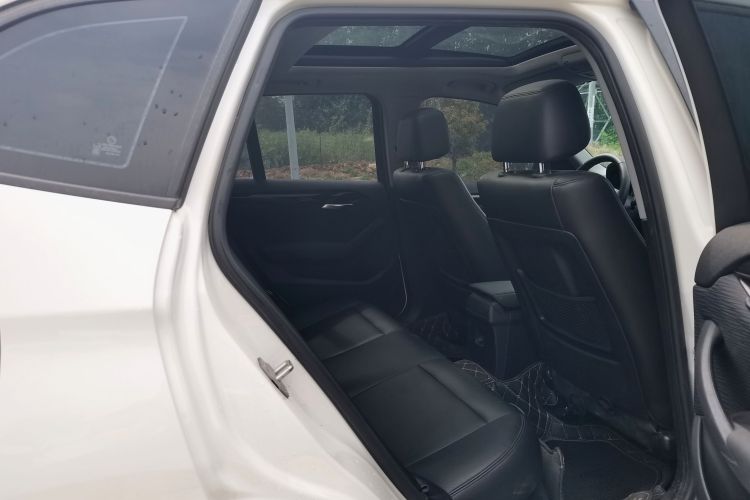 宝马X1 2015款 sDrive18i 时尚晋级版中控内饰7005